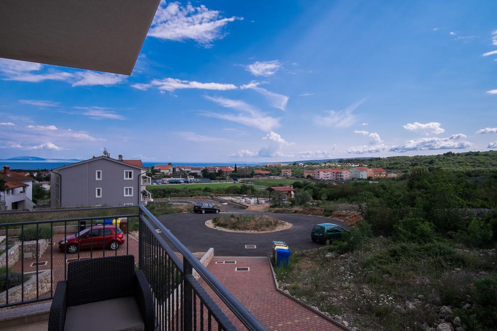Apartment Soni A4 Krk Town Exteriör bild